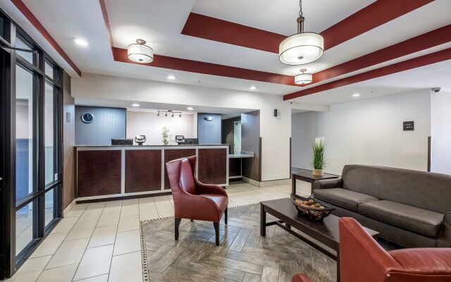 Red Roof Inn & Suites Savannah Airport