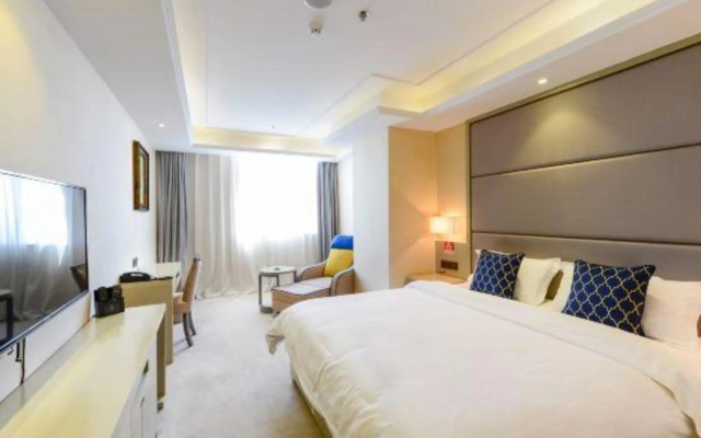 Purple Cloud Hotel
