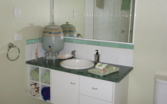 Keswick Island Guest House