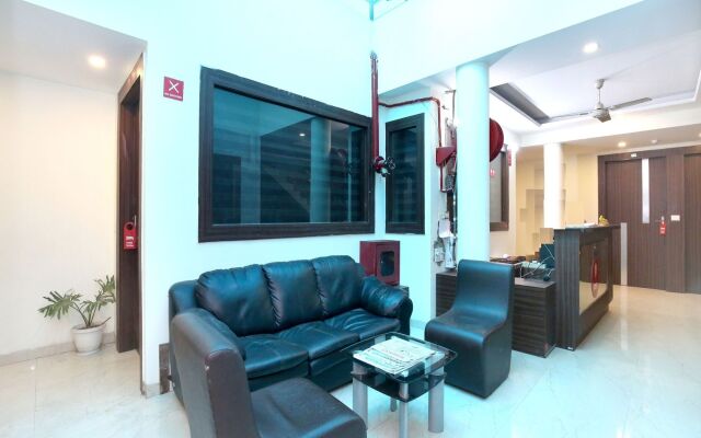 OYO Rooms Sector 22 Mobile Market