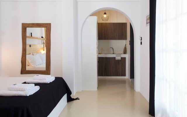 Paros King Luxury Apartments