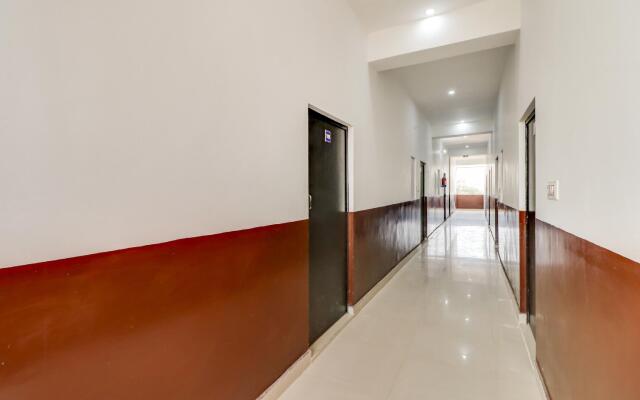 OYO 76206 Kanak Residency