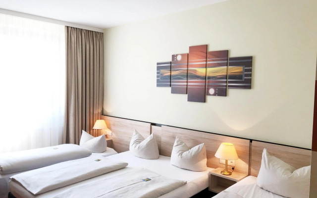 NOVINA HOTEL Südwestpark Nürnberg