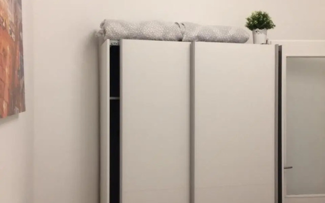 VERY CLOSE Studio Apartment