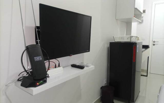 Comfortable And Tidy Studio At Barsa City Apartment