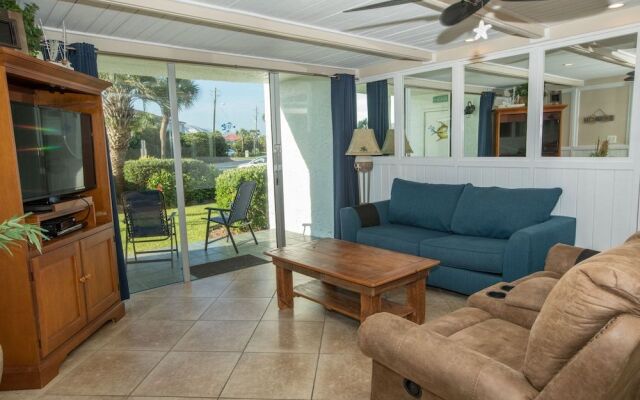 Dolphin Point 104b 2 Bedroom Condo by RedAwning