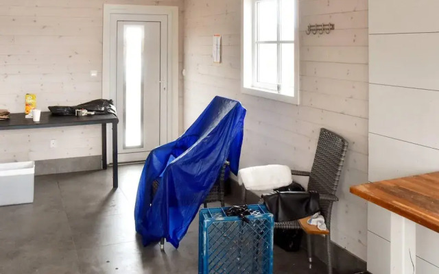 6 Person Holiday Home in Averoy