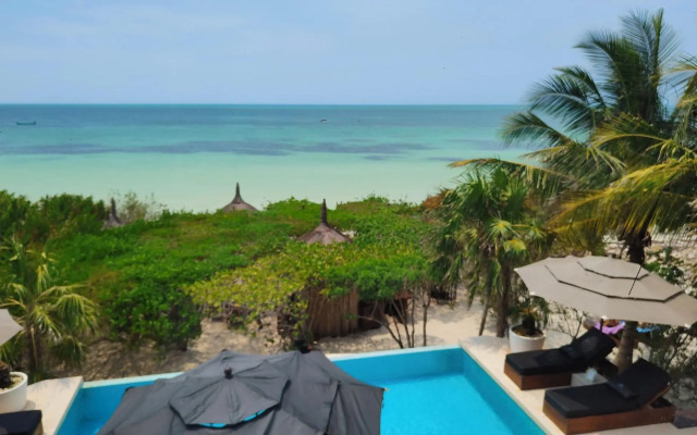 Casa Punta Coco & Beach Club