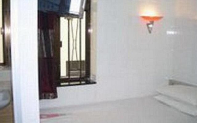 Sun Shine Guest House