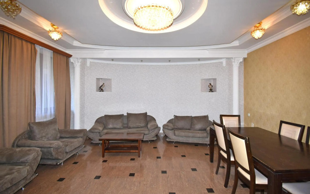 5-комнатная квартира