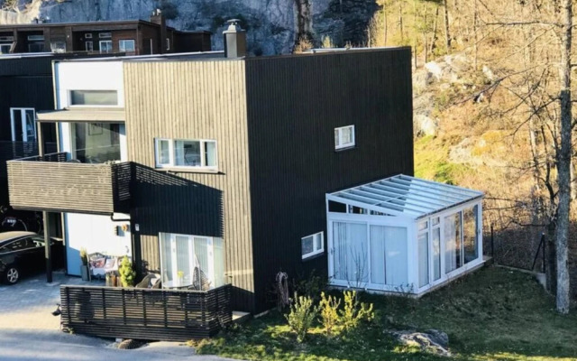 Keybutler Modern Apartment Eidshaven