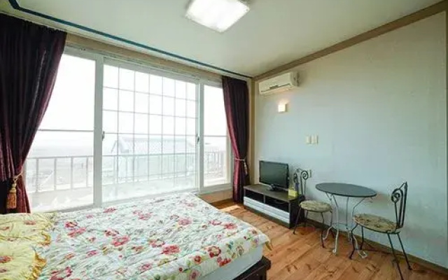 Ganghwa Mani Sung Pension