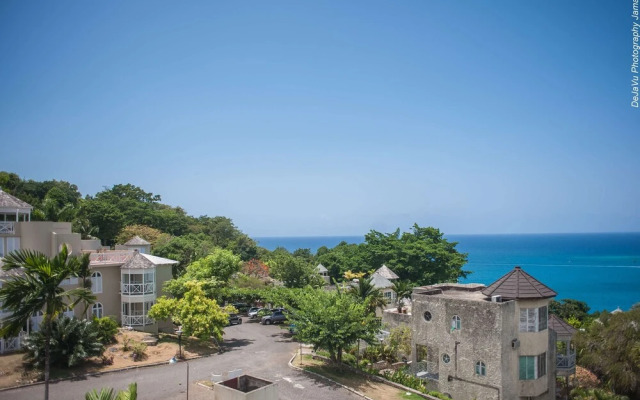Columbus Heights Apartments