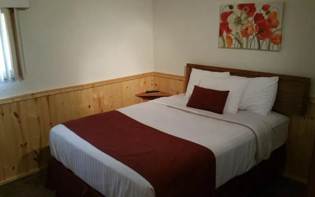 The Round Barn Lodge