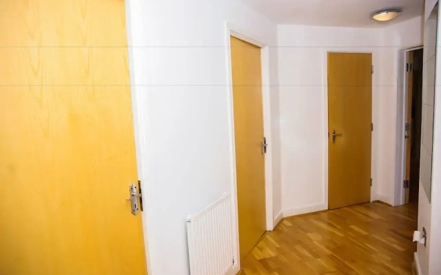 Modern 2 Bedroom Apartment