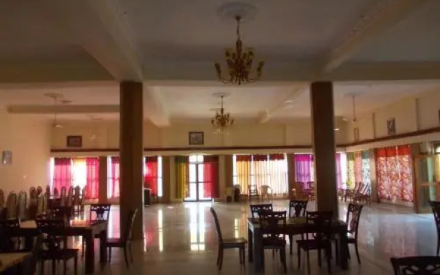 ADB Rooms Ashoka Resort