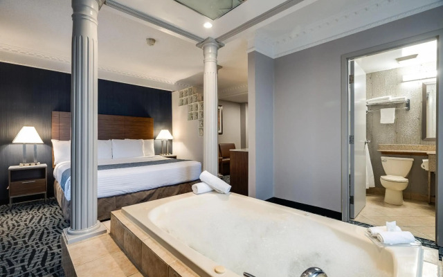 Monte Carlo Inn Toronto West Suites