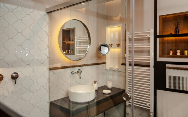 Budapest Eye Luxury Suites