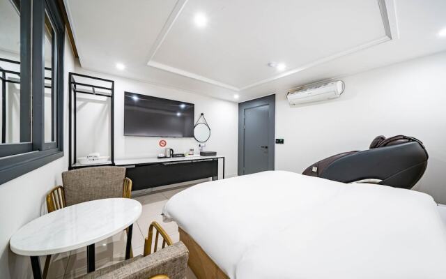 Mokpo Hotel Lium