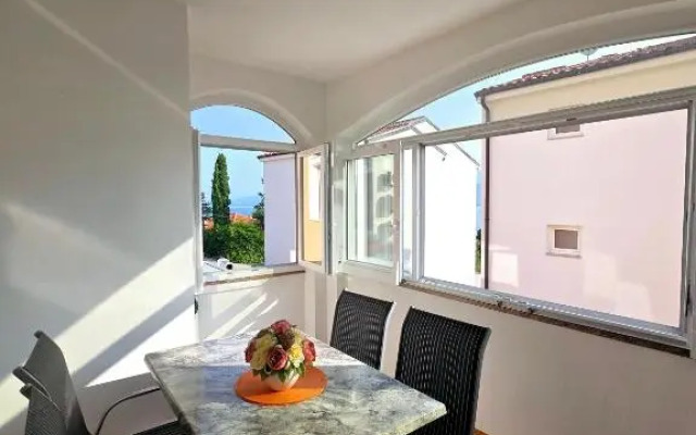 Apartments Vugica Šilo