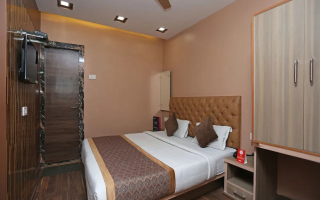 OYO 11596 Sanjay Guest House
