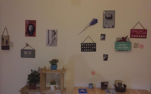Dang Xia Yuan Fang Hostel