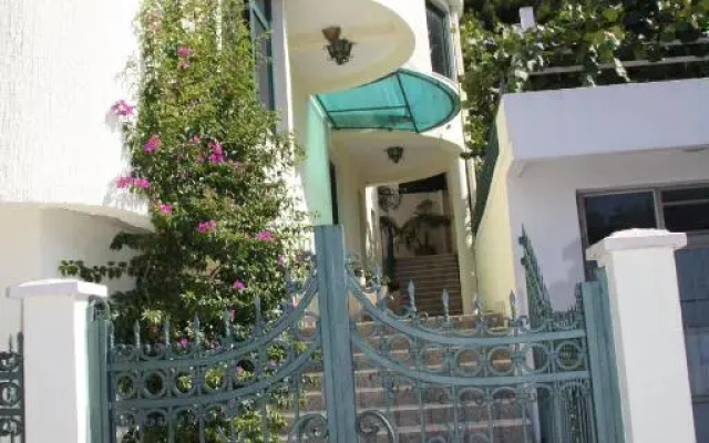 Hotel ADRIANA