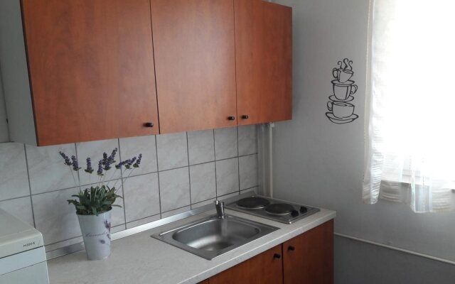 Omladinski Hostel