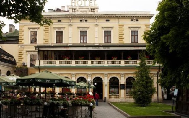 Отель «Вена»