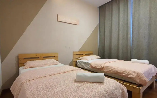 Lovely Vivacity Jazz Suite 1 Cozy Condo 2 Card LV9