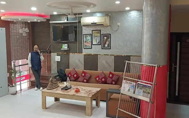 Hotel RTS Plaza Near IGI Airport