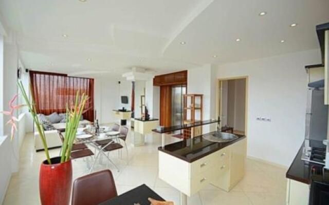 Flora Apartment Bali