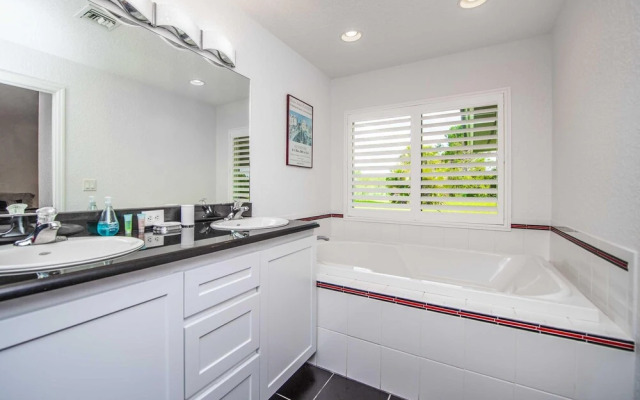 Swiss 67 - Lake Denise