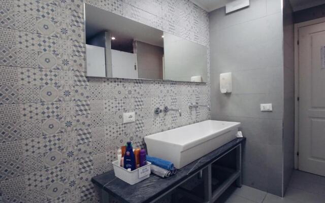 Grand Hostel Manin