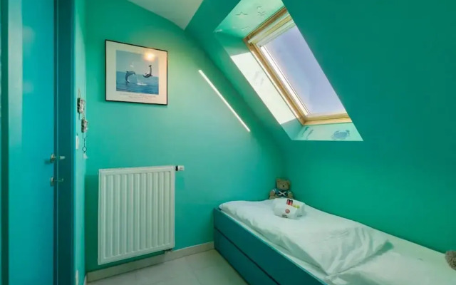 Modern Duplex Apartment Near the Beach