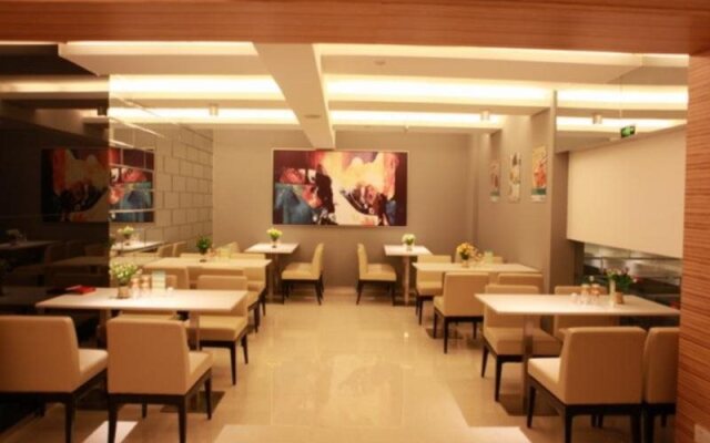 Jinjiang Inn Nanchang Bayi Square Yongshu Road