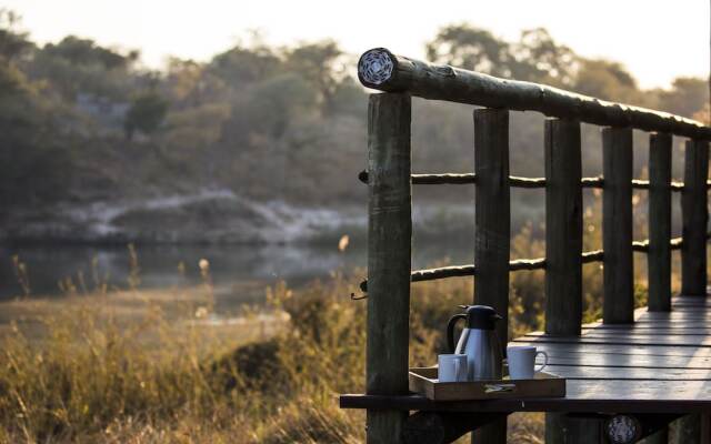 Hakusembe River Lodge