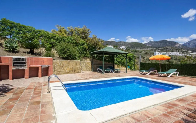 Cortijo Albaricoque Frigiliana by Ruralidays