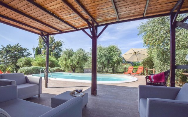 Beautiful Home in Crespina PI With 5 Bedrooms, Private Swimming Pool and Outdoor Swimming Pool
