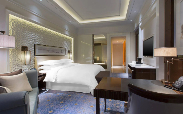Sheraton Grand Wuhan Hankou Hotel