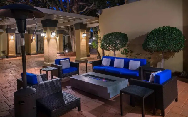 Holiday Inn OXNARD - VENTURA by IHG