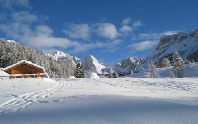 Apartments Dolomie