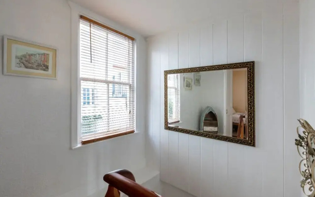 Central Dartmouth Townhouse