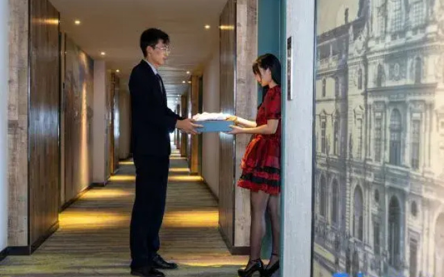 PHIREN Hotel (Weifangbei Railway Station, Headquarters Base, Weifang)