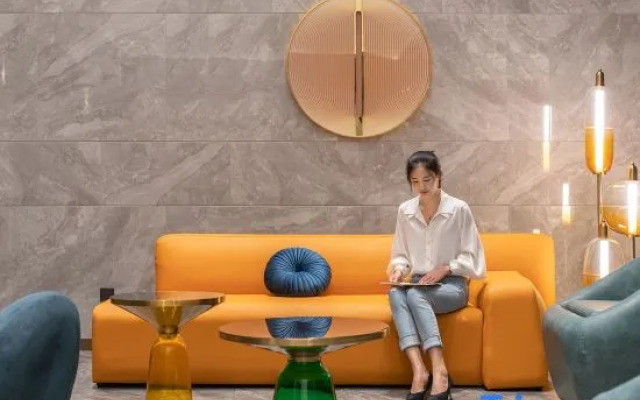 Orange Hotel (Beijing Old Palace)