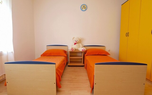 Apartment 1413