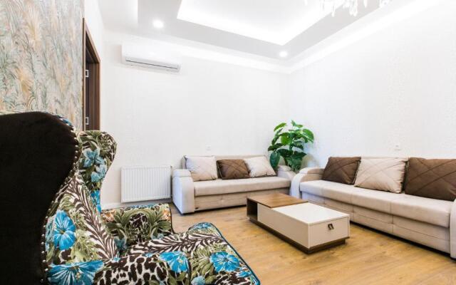 Sweet Home 6 VIP Rustaveli Avenue