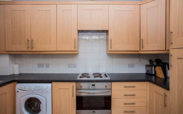 2 Bedroom Apartment Near Kings Cross