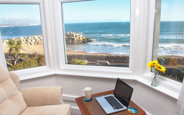 Weymouth Bay Apartment B