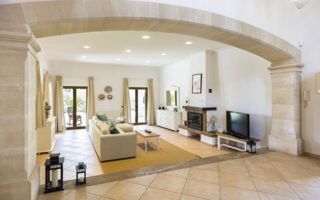 Residence by G Villa Es Puig dels Vents